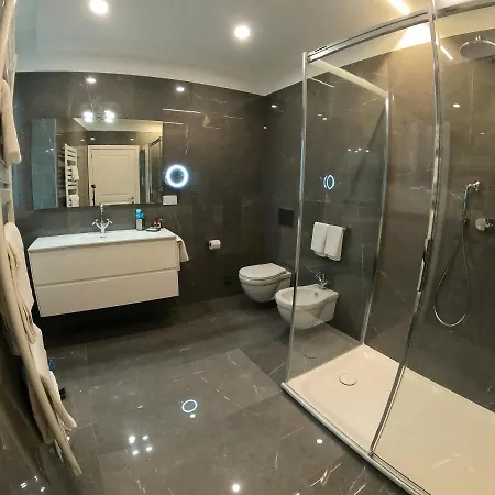 La Casa Sul 2 * Lecco